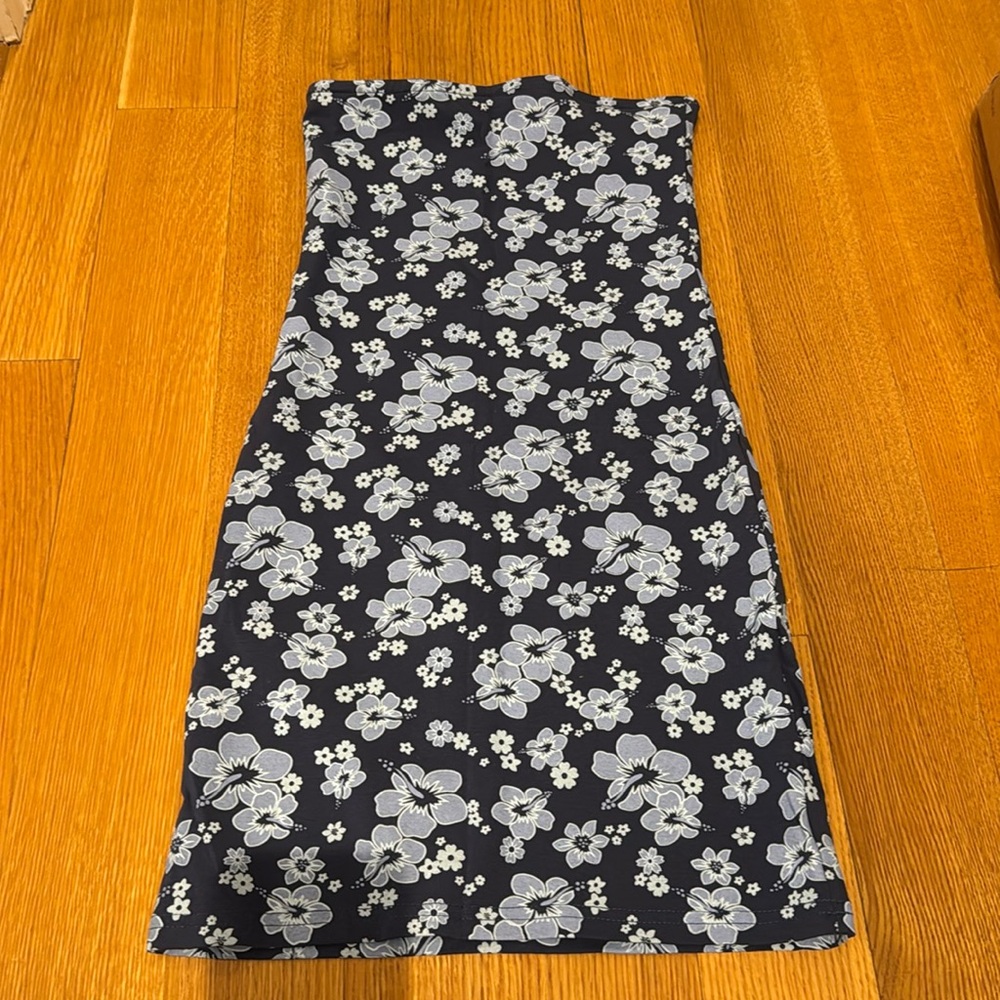 Edikted strapless casual fitted stretch dress